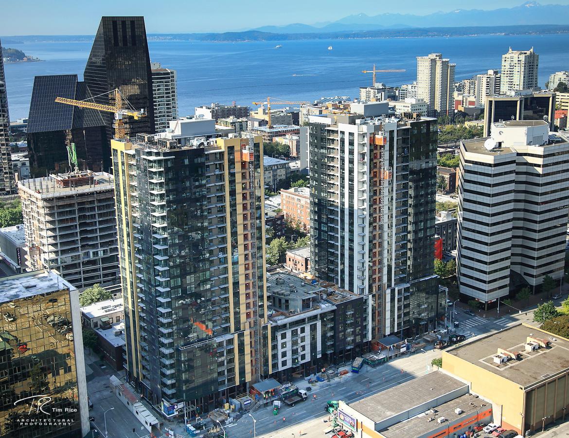 Oakwood At Via 6 Apartment Seattle Exterior photo